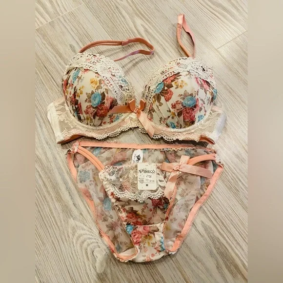 NWT lace pink floral cute girly bra panties underwear set
